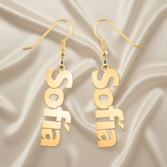 Boucles d'oreilles prénom vertical personnalisées plaqué or