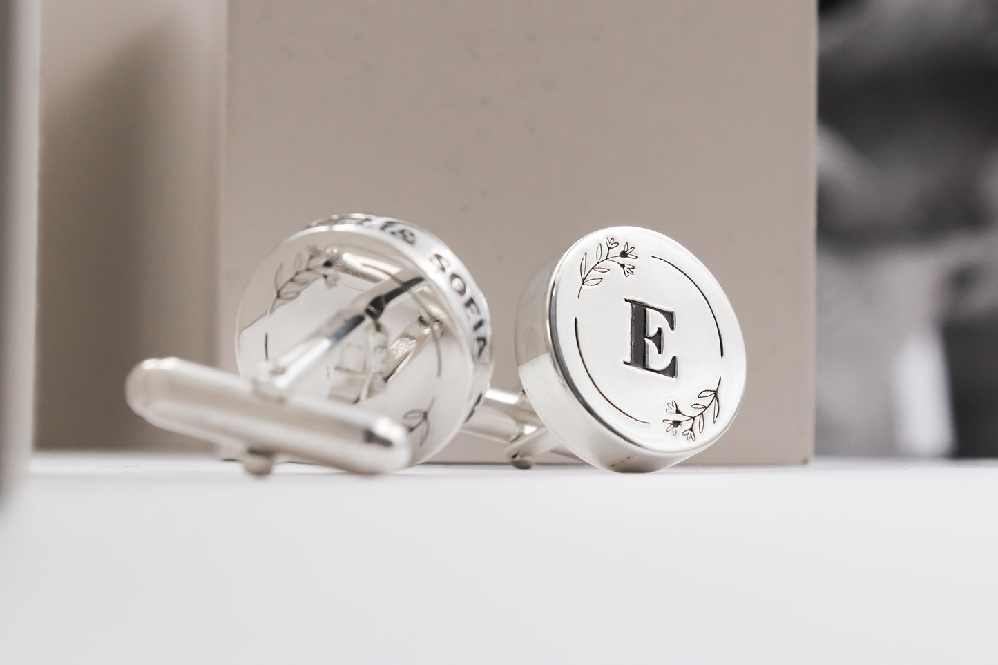 Boutons de manchette personnalisés en argent, message secret