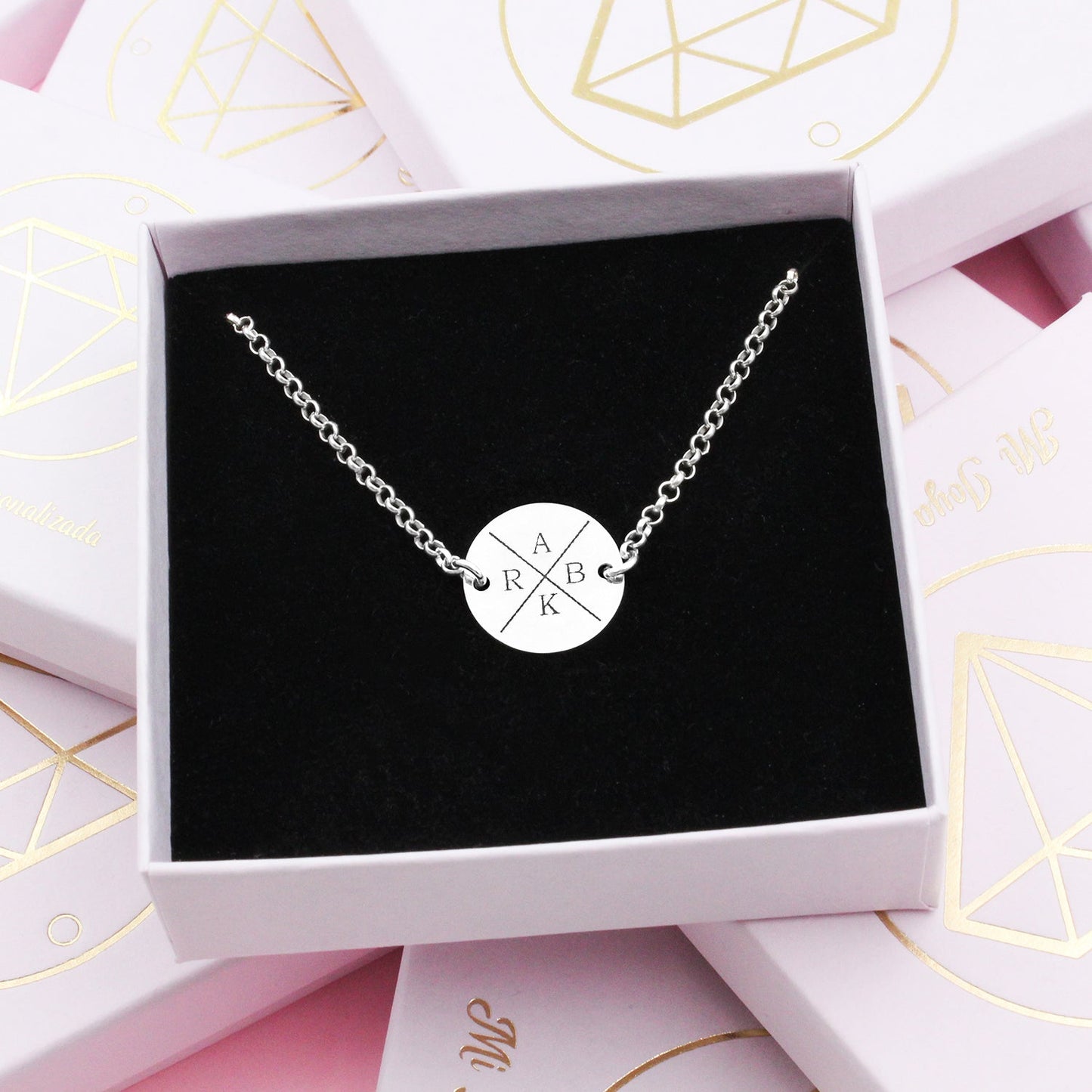 Bracelet en argent avec 4 initiales personnalisables