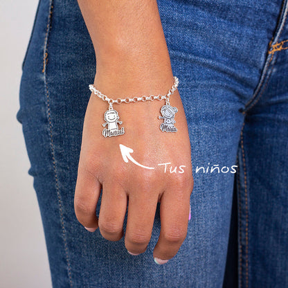 Bracelet en argent : silhouettes d'enfants (jusqu'à 6)