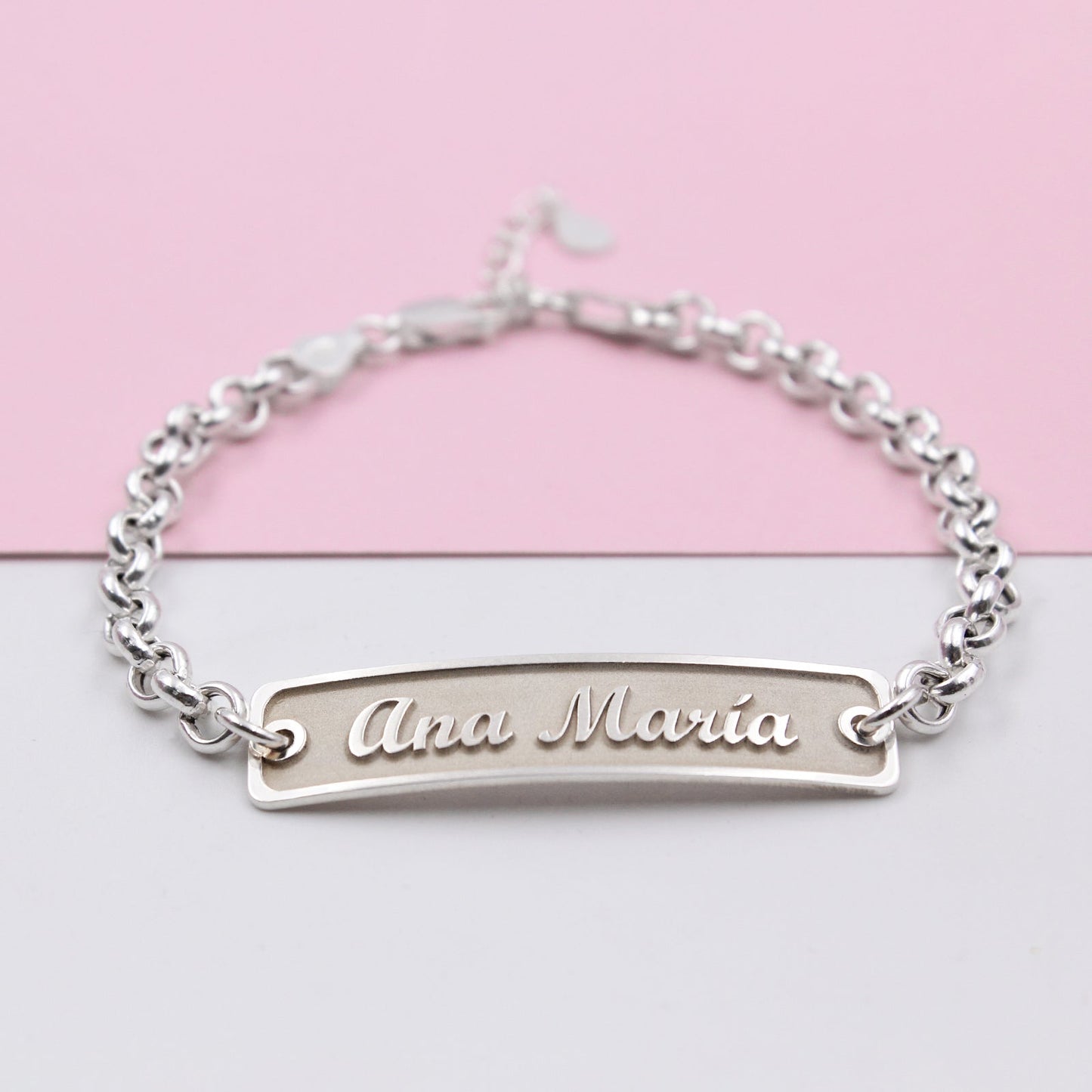 Bracelet esclave argent prénom en relief