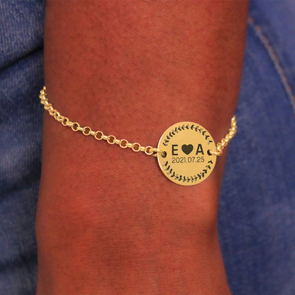 Bracelet personnalisable date et initiale en argent plaqué or