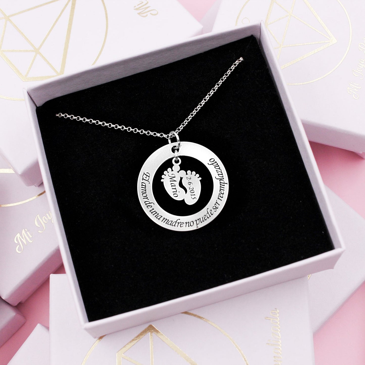 Collier argent 925 personnalisé avec cercle, phrase et pieds d'enfant