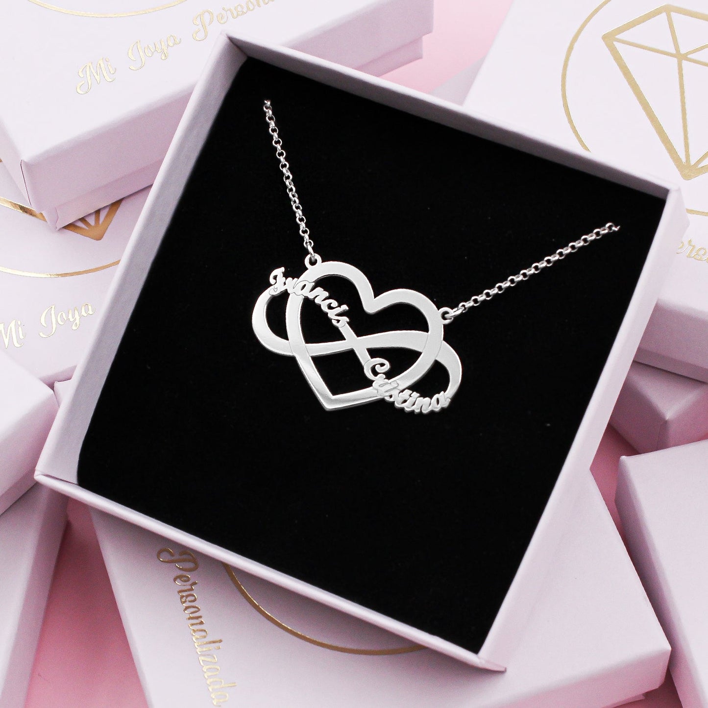 Collier Argent avec Pendentif Cœur Infini