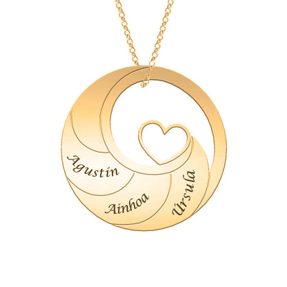 Collier cercle plaqué or avec cœur et prénoms personnalisables