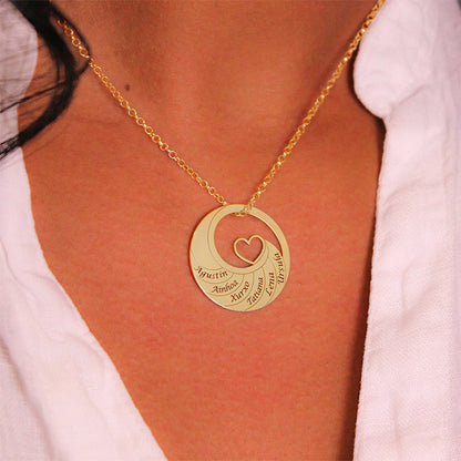 Collier cercle plaqué or avec cœur et prénoms personnalisables