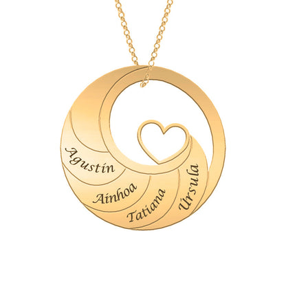 Collier cercle plaqué or avec cœur et prénoms personnalisables