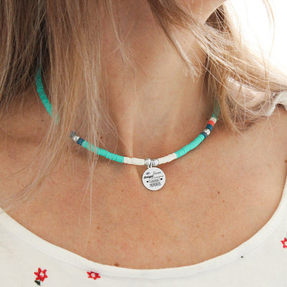 Collier Marbella personnalisable perles colorées et médaille argent