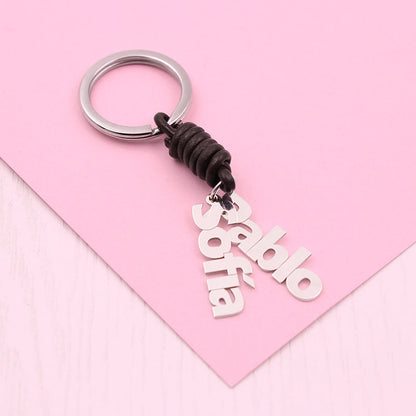 Porte-clés personnalisable en argent avec prénoms